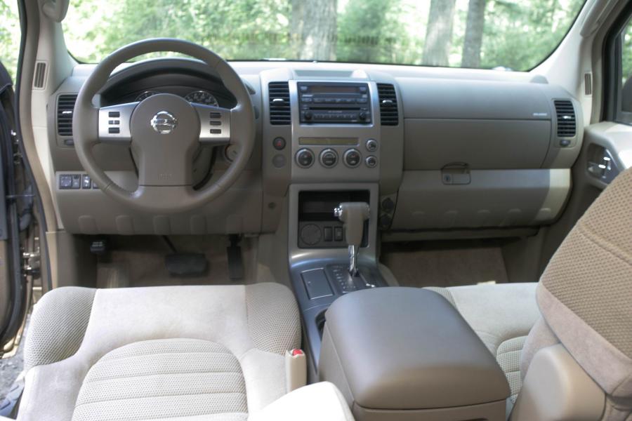  Nissan Pathfinder 2009 года  (фото 30 из 110)